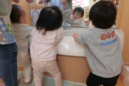 ０歳児・１歳児・２歳児の様子♪